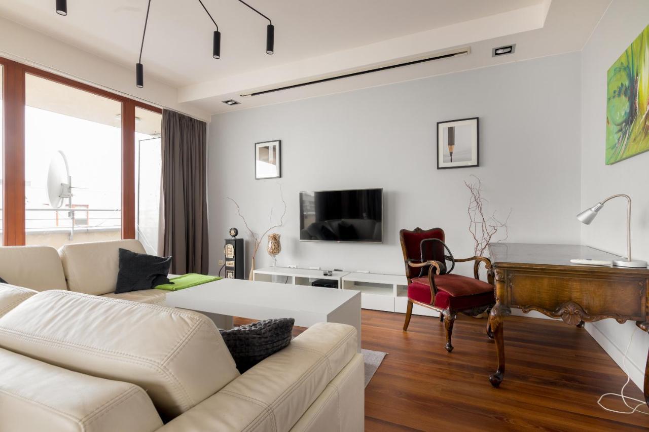 Hlonda Deluxe Apartment With Terrace Varsovie Extérieur photo